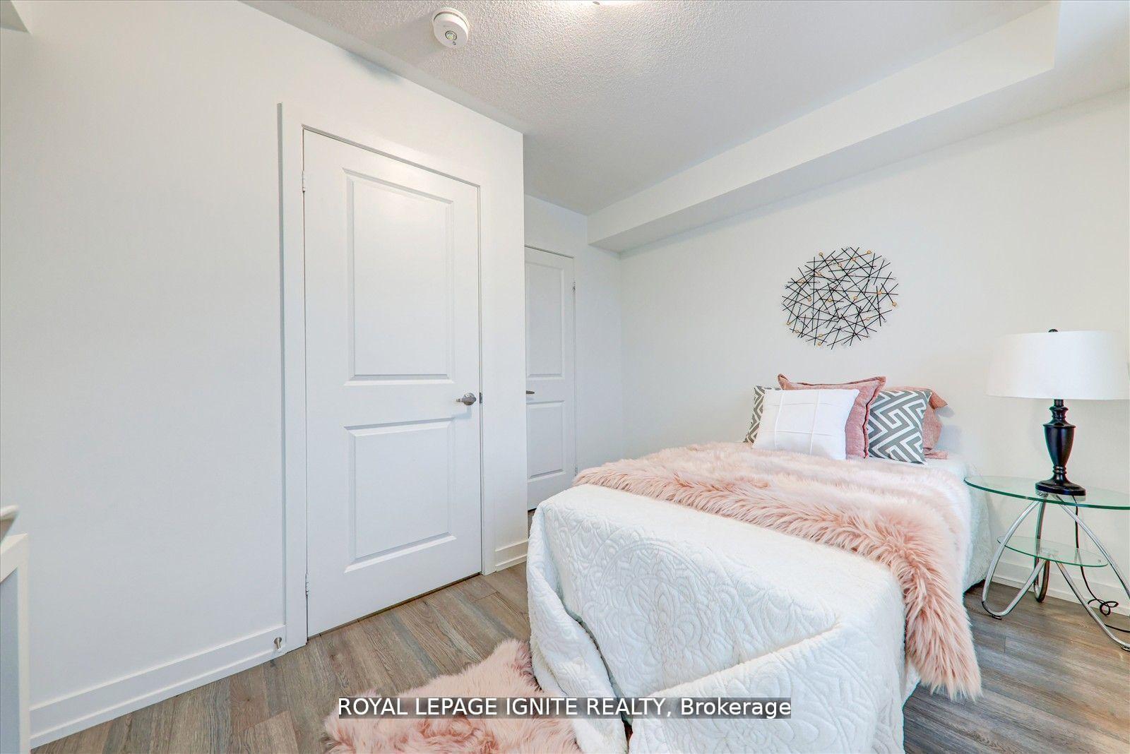 Photo 19 of 167 Downsview Park Boulevard, North York, Downsview-Roding-CFB — HOMEH