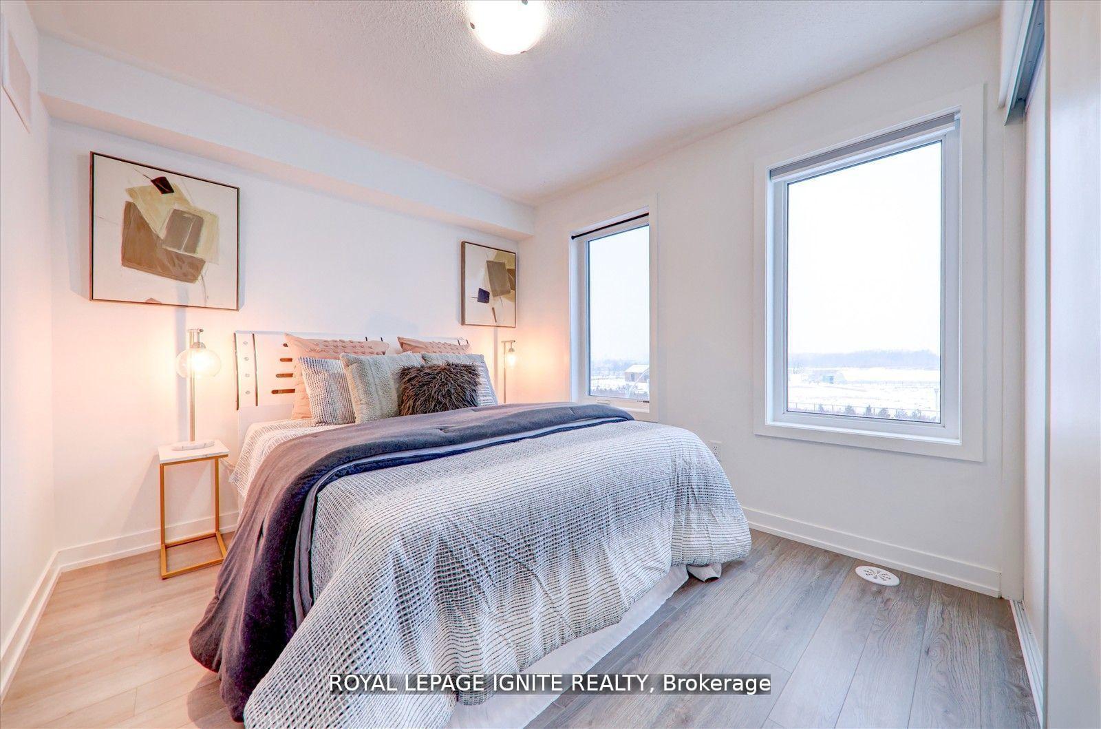 Photo 21 of 167 Downsview Park Boulevard, North York, Downsview-Roding-CFB — HOMEH