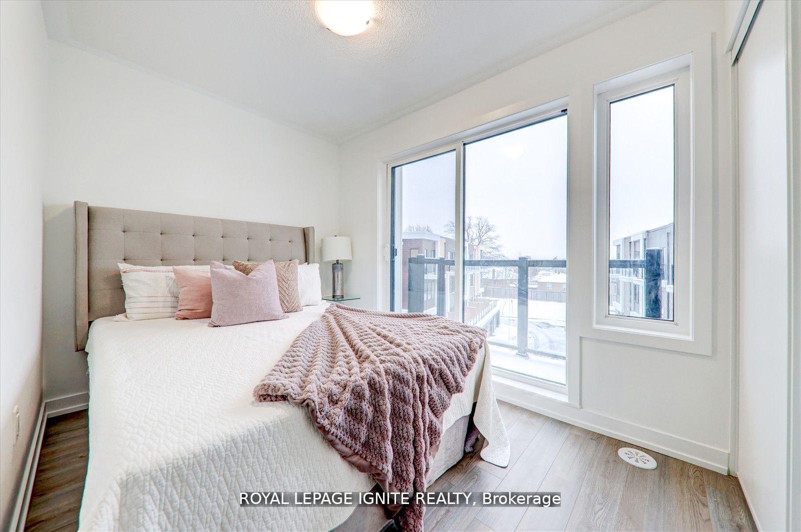 Photo 25 of 167 Downsview Park Boulevard, North York, Downsview-Roding-CFB — HOMEH