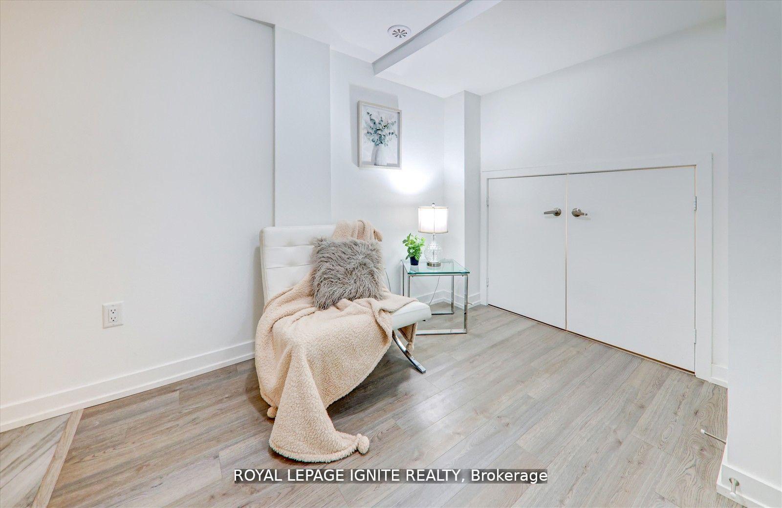 Photo 28 of 167 Downsview Park Boulevard, North York, Downsview-Roding-CFB — HOMEH