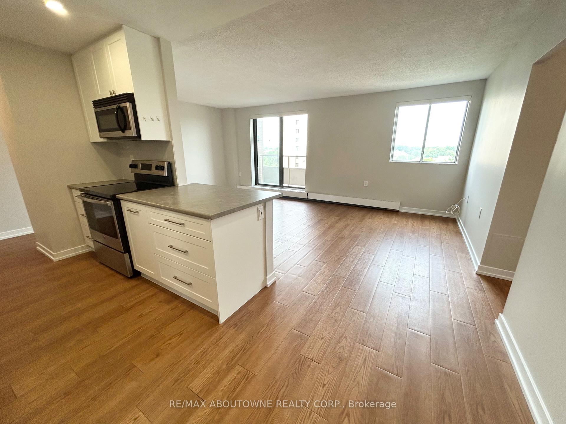 Photo 7 of Unit 904, 82 Millside Drive, Milton, Old Milton — HOMEH