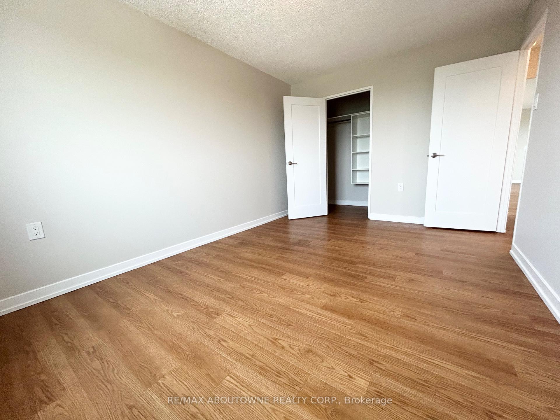 Photo 12 of Unit 904, 82 Millside Drive, Milton, Old Milton — HOMEH