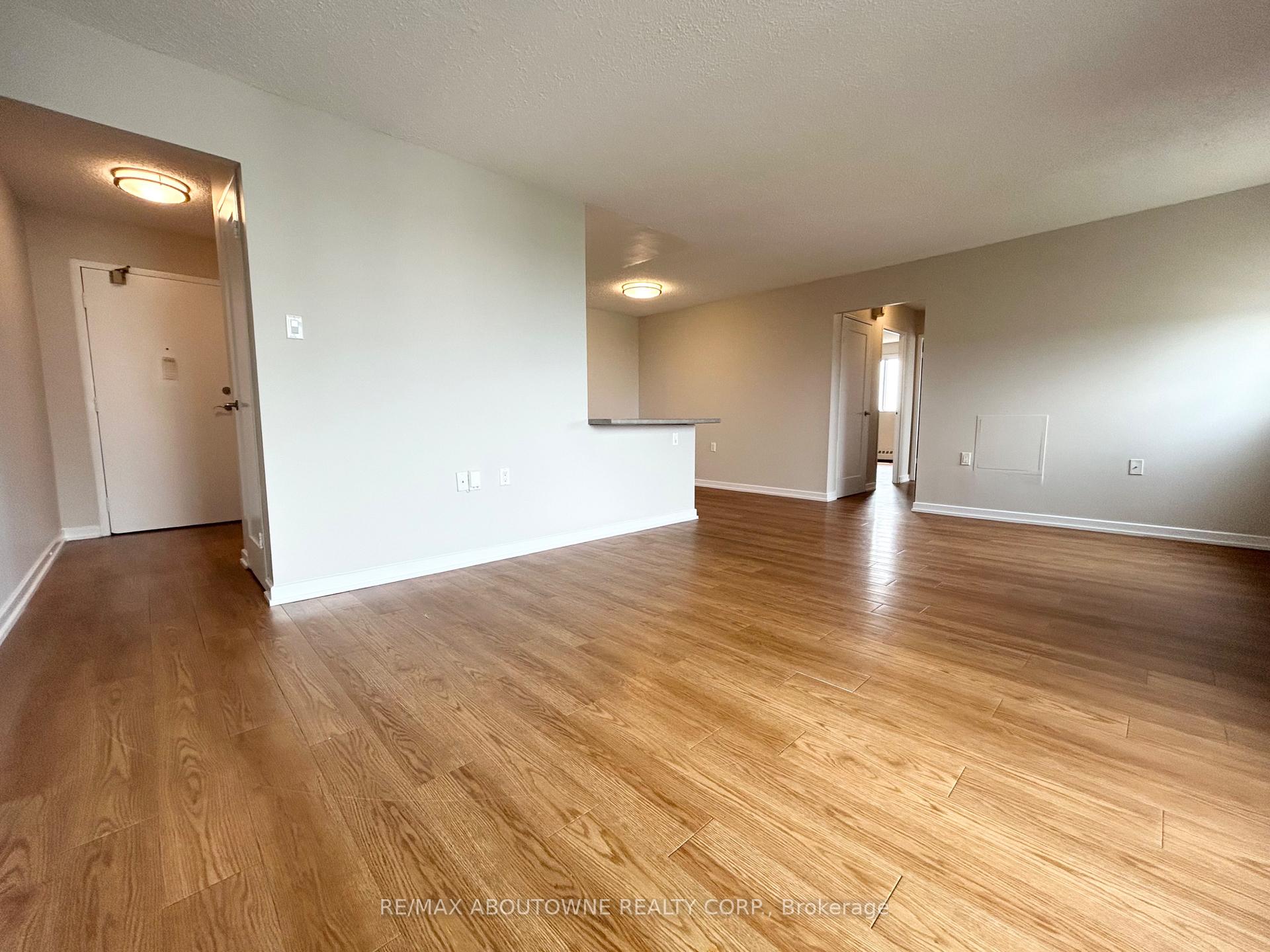 Photo 3 of Unit 1003, 82 Millside Drive, Milton, Old Milton — HOMEH