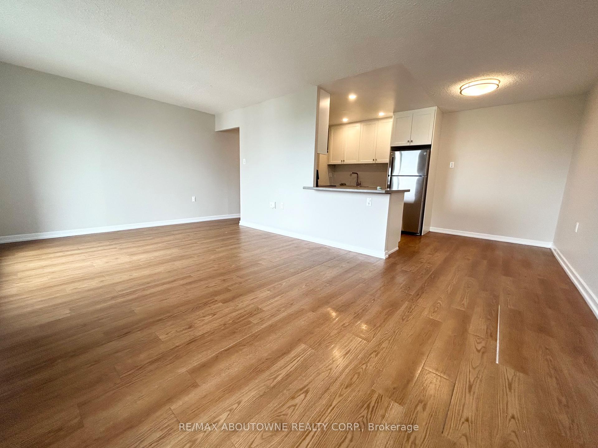 Photo 9 of Unit 1003, 82 Millside Drive, Milton, Old Milton — HOMEH
