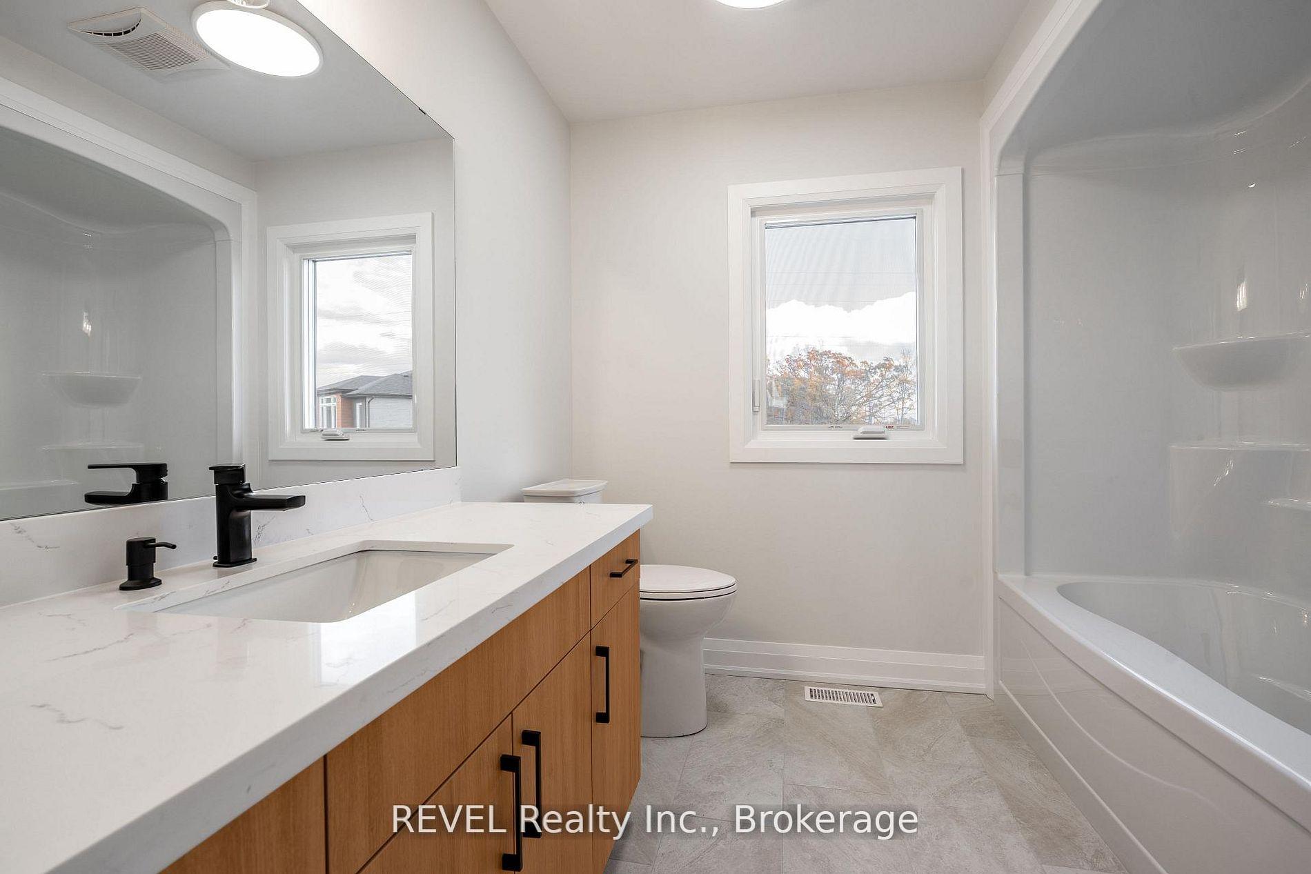 Photo 13 of 1186 Uppers Lane, Thorold, Rolling Meadows — HOMEH