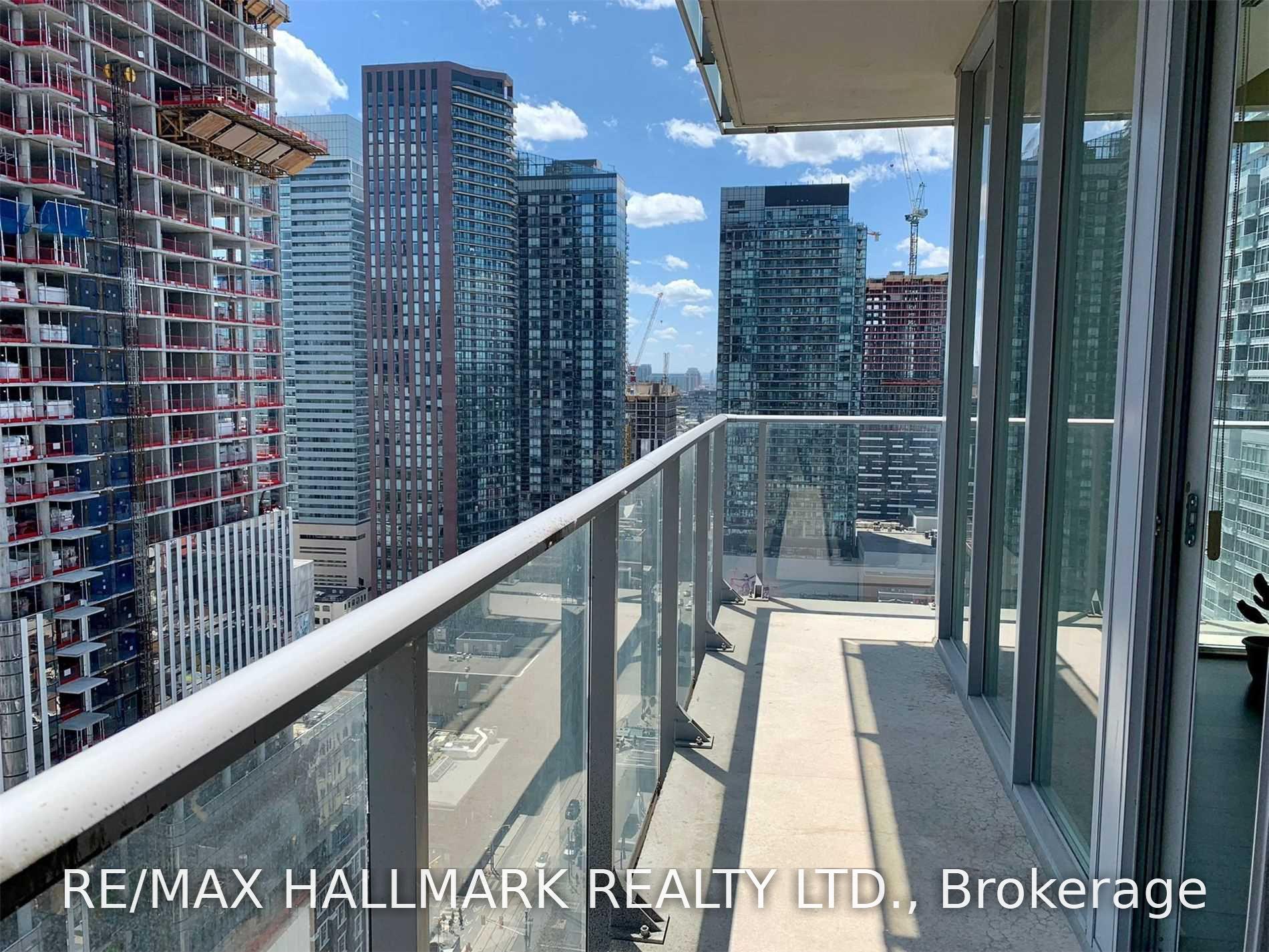 Photo 13 of Unit 2703, 126 Simcoe Street, Toronto, Waterfront Communities — HOMEH