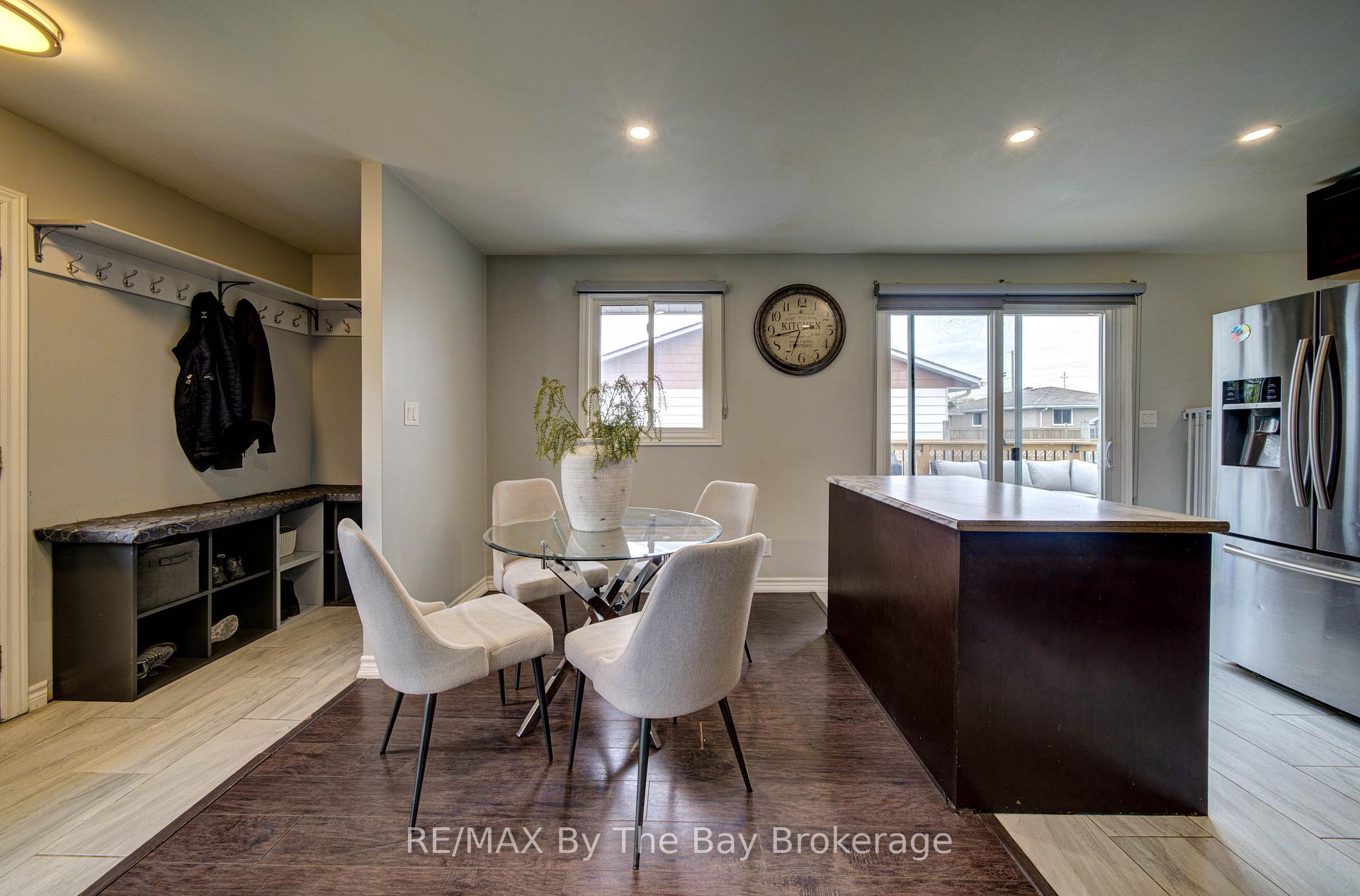 Photo 7 of 4 Watts Crescent, Collingwood — HOMEH