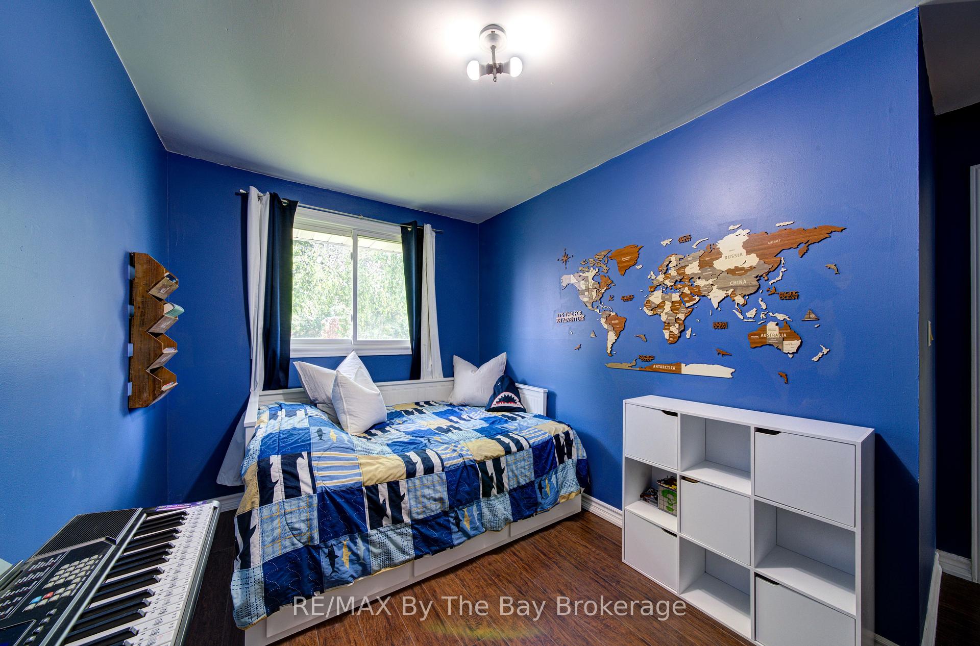 Photo 24 of 4 Watts Crescent, Collingwood — HOMEH
