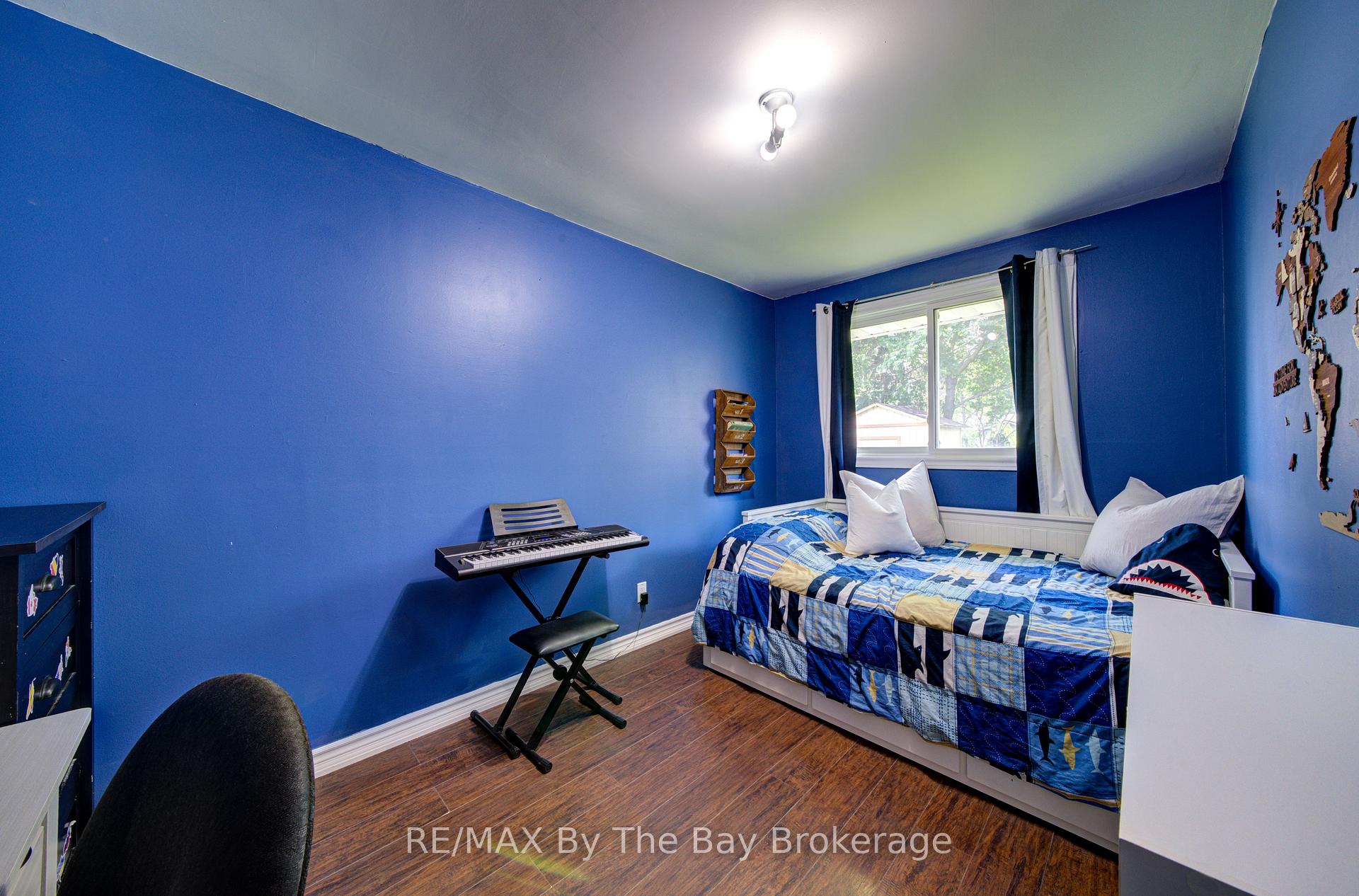 Photo 25 of 4 Watts Crescent, Collingwood — HOMEH