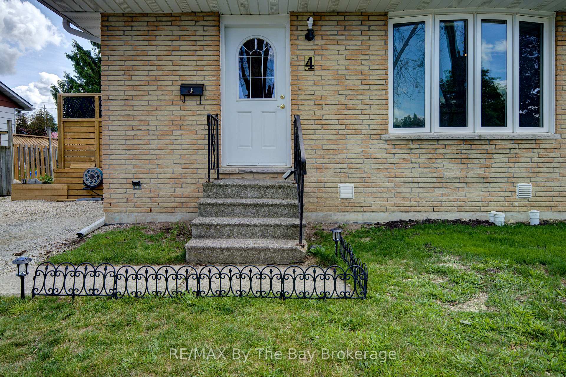 Photo 37 of 4 Watts Crescent, Collingwood — HOMEH