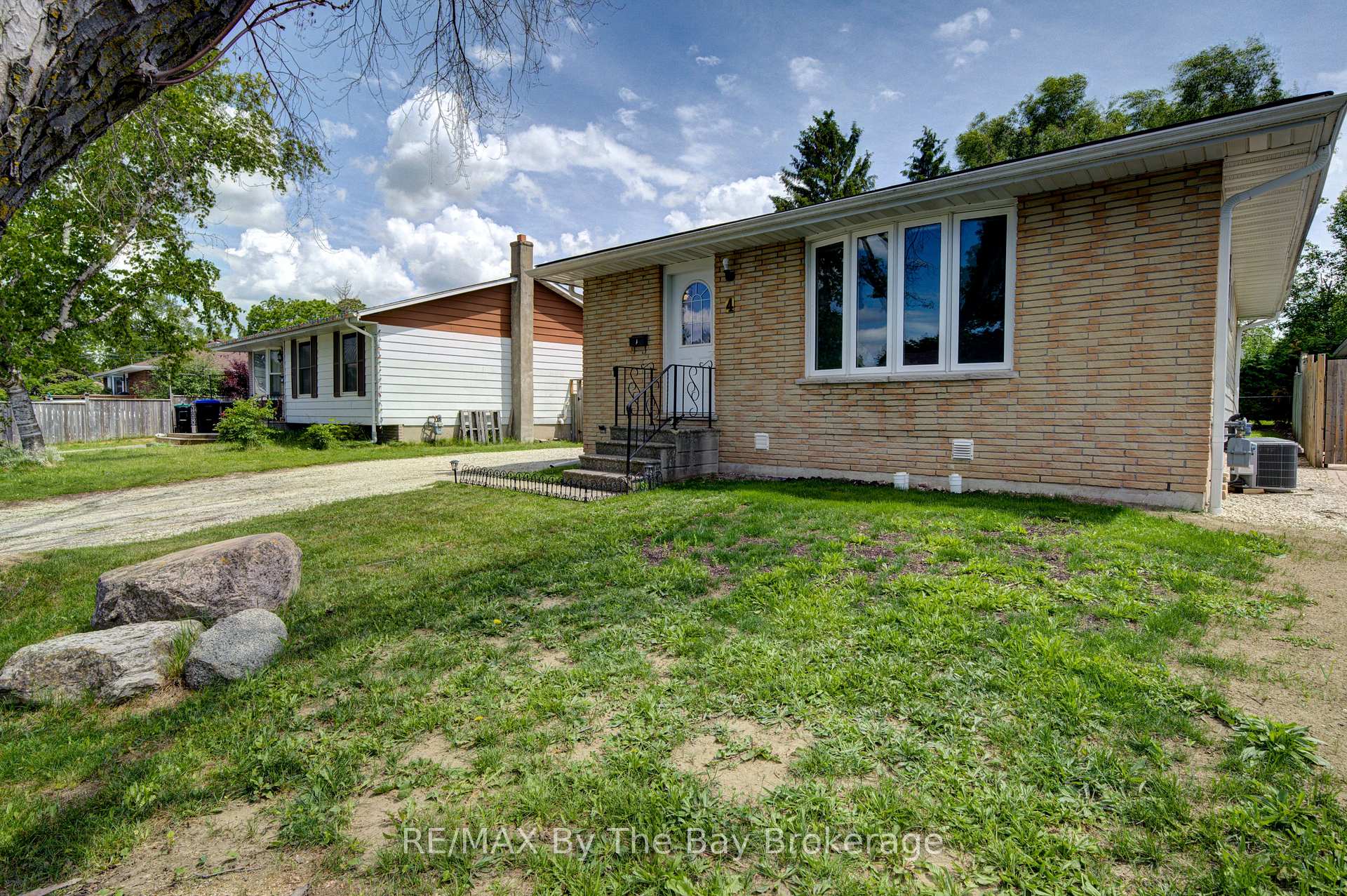 Photo 38 of 4 Watts Crescent, Collingwood — HOMEH