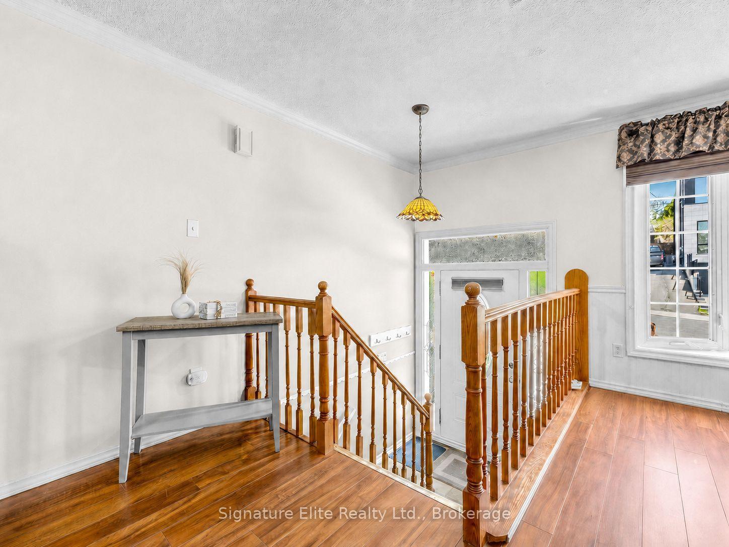 Photo 4 of 44 Westbourne Avenue, Scarborough, Clairlea-Birchmount — HOMEH