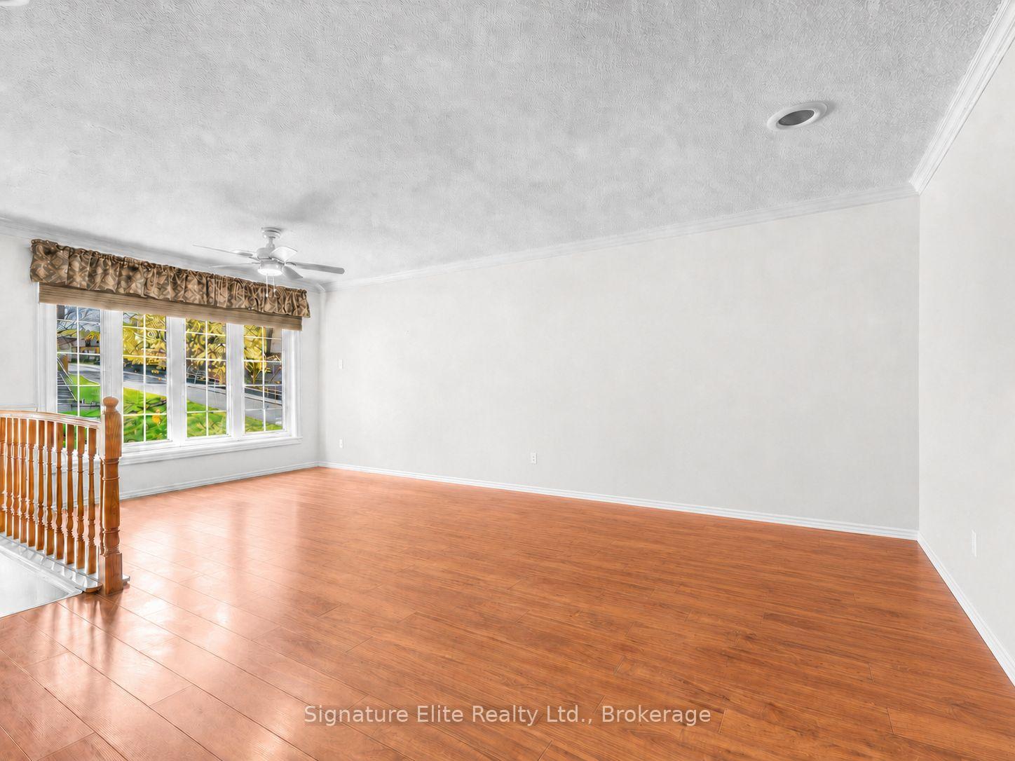 Photo 5 of 44 Westbourne Avenue, Scarborough, Clairlea-Birchmount — HOMEH