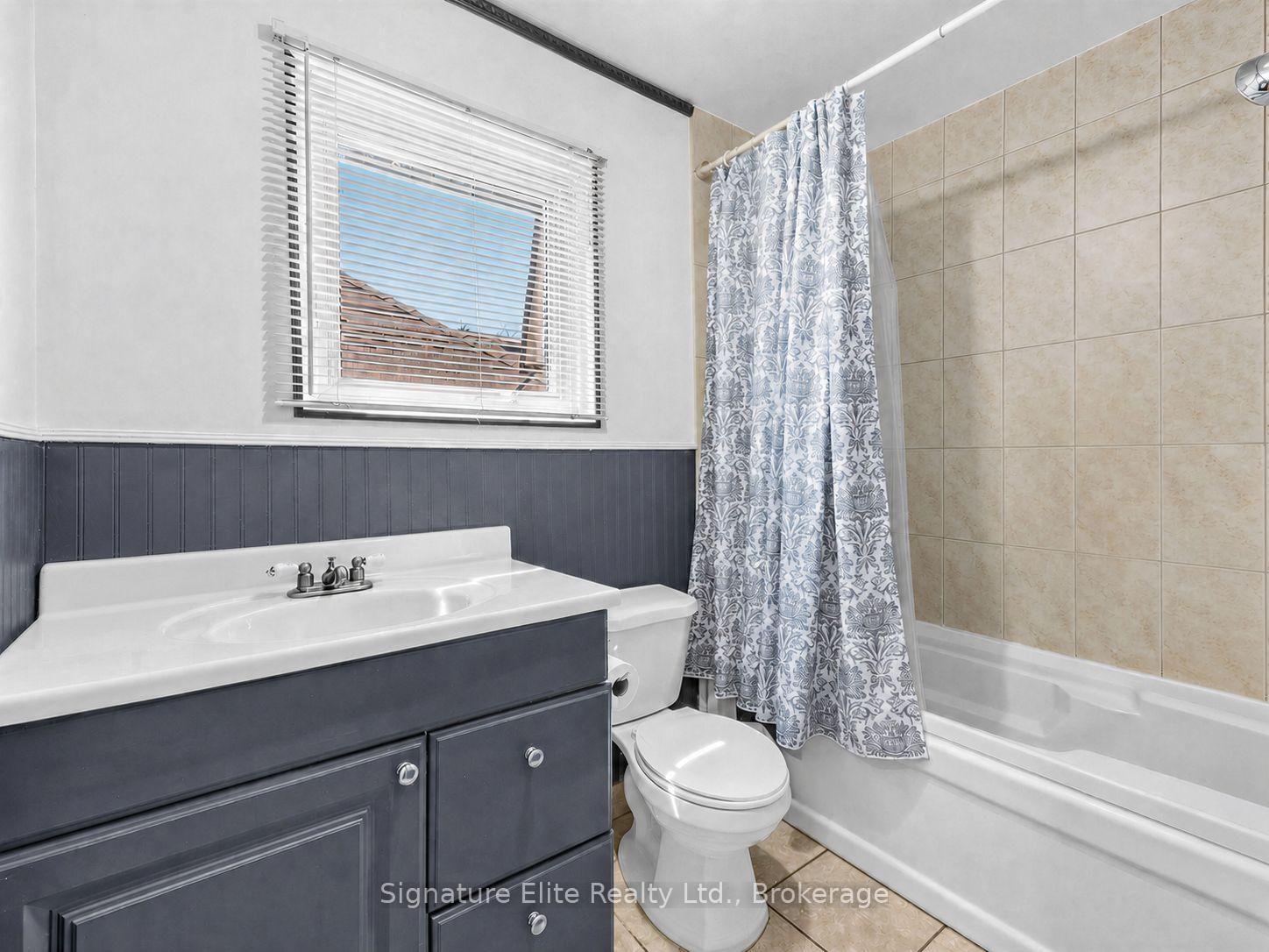 Photo 21 of 44 Westbourne Avenue, Scarborough, Clairlea-Birchmount — HOMEH