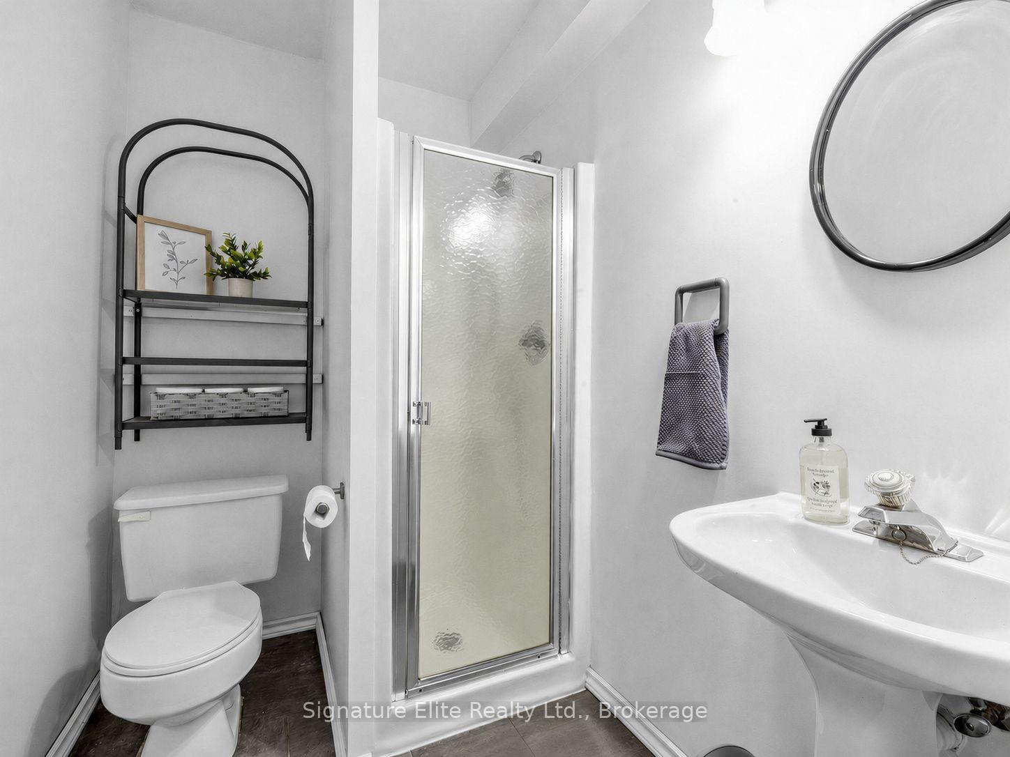 Photo 26 of 44 Westbourne Avenue, Scarborough, Clairlea-Birchmount — HOMEH