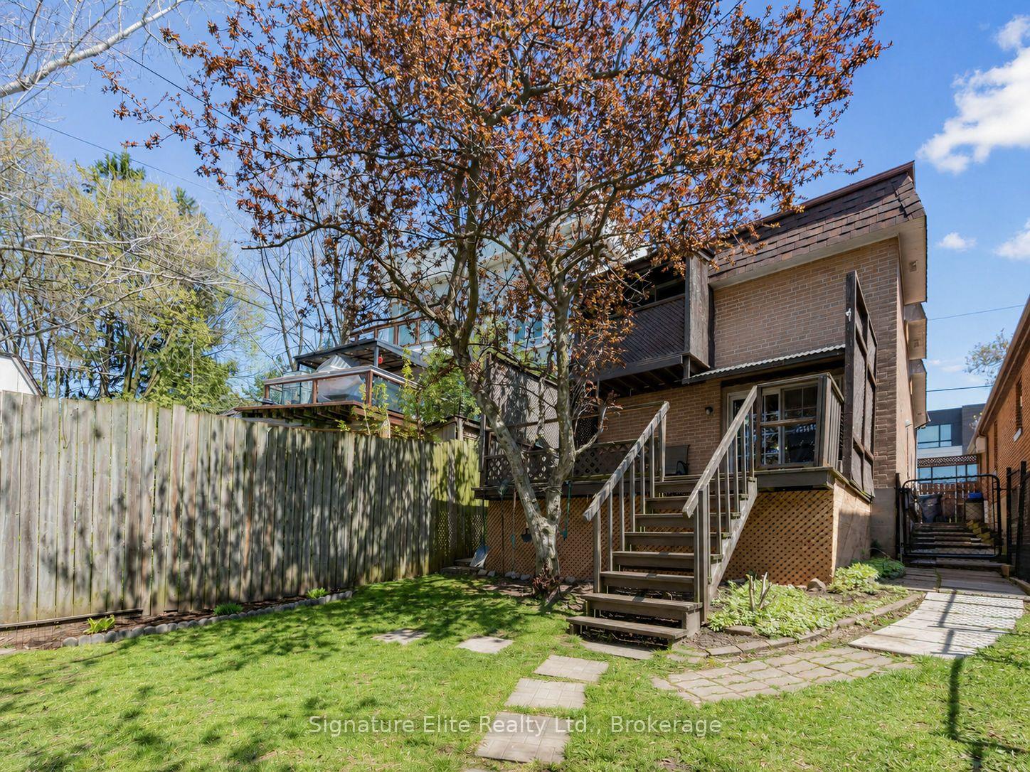 Photo 34 of 44 Westbourne Avenue, Scarborough, Clairlea-Birchmount — HOMEH