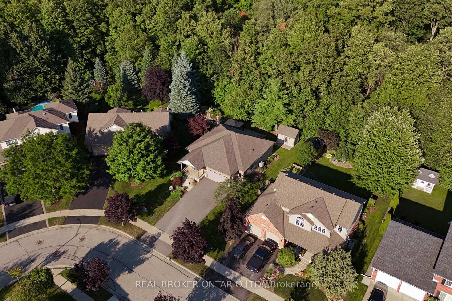 Photo 4 of 13 Burlwood Drive, Woolwich, Confederation Heights — HOMEH