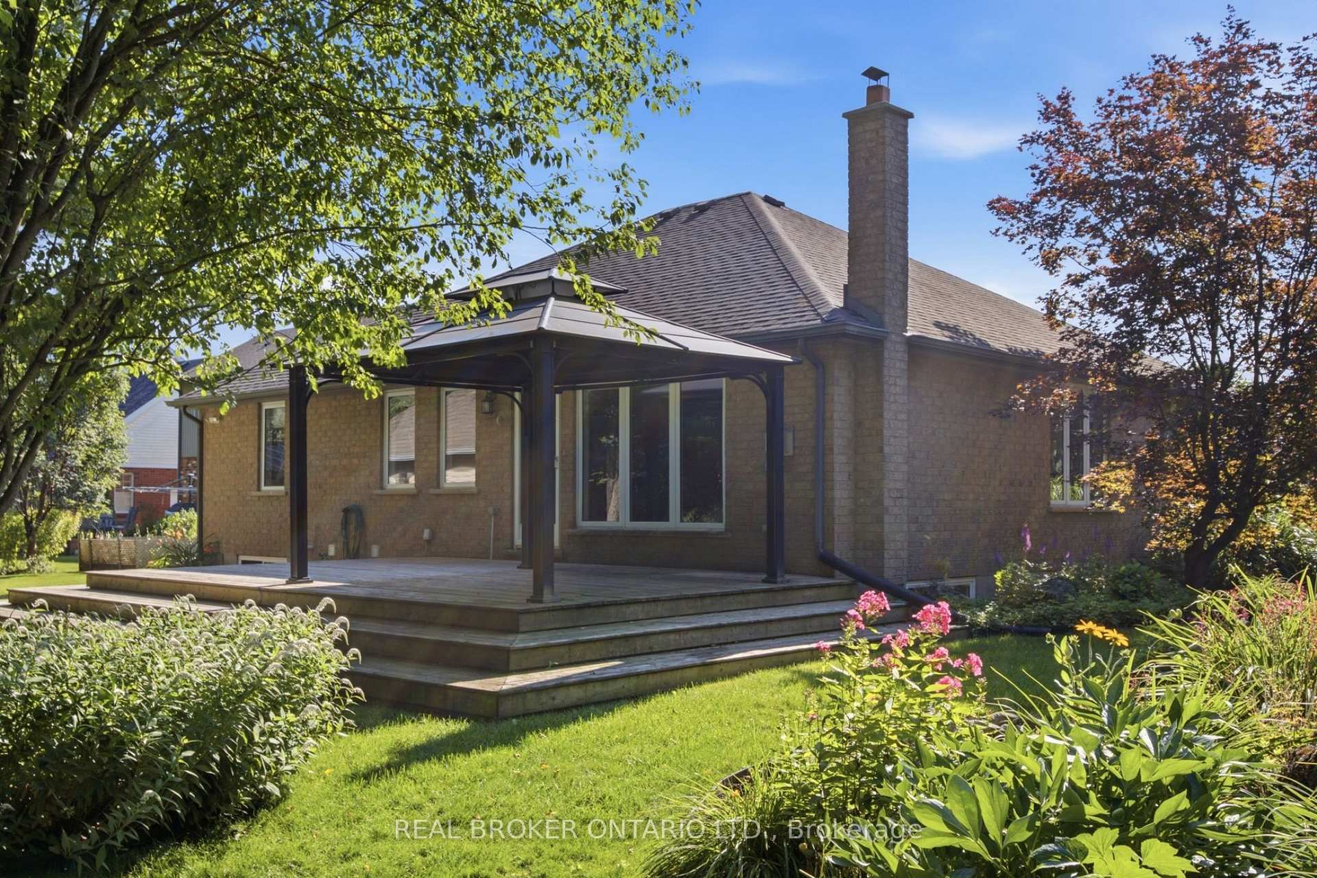 Photo 9 of 13 Burlwood Drive, Woolwich, Confederation Heights — HOMEH