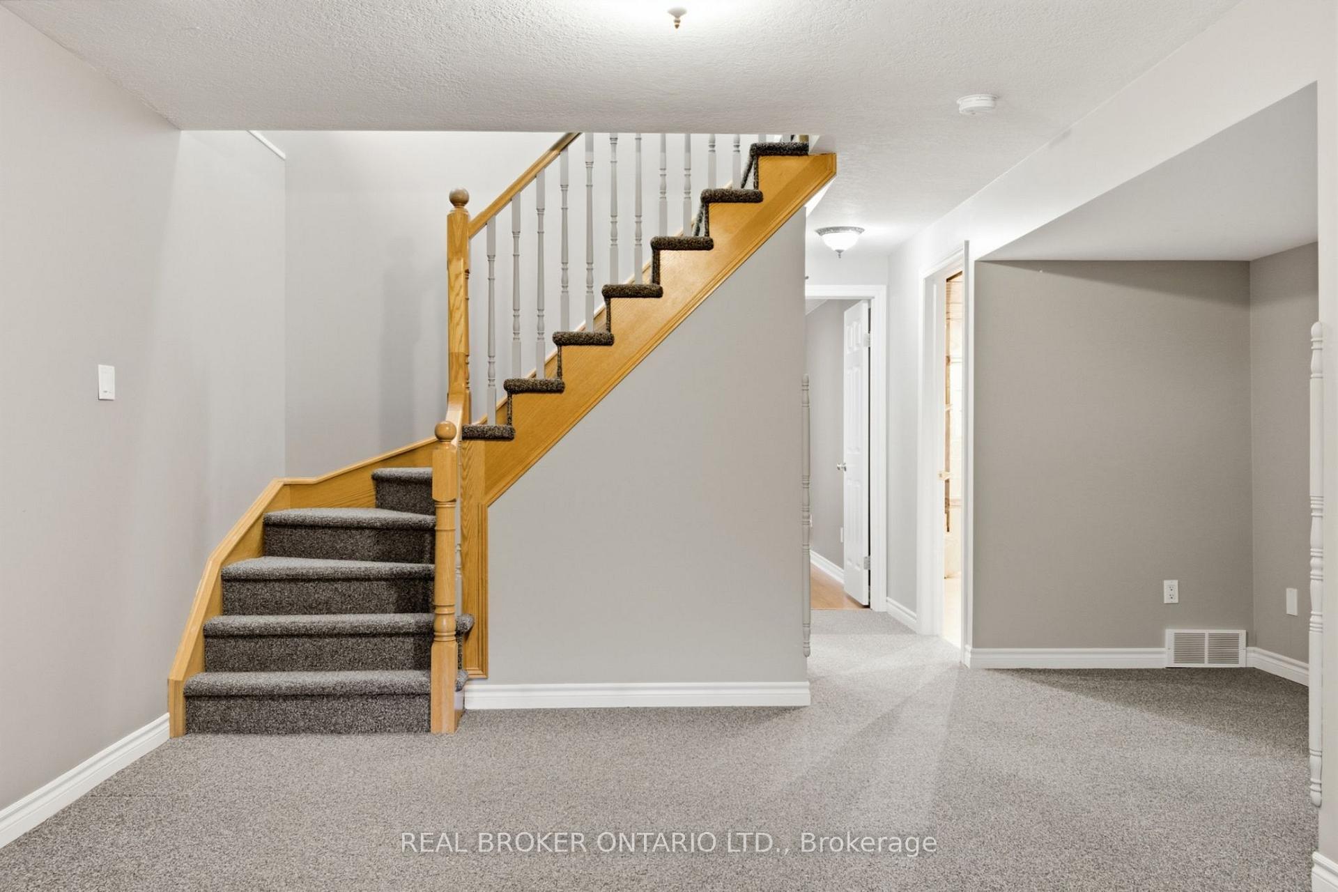 Photo 35 of 13 Burlwood Drive, Woolwich, Confederation Heights — HOMEH