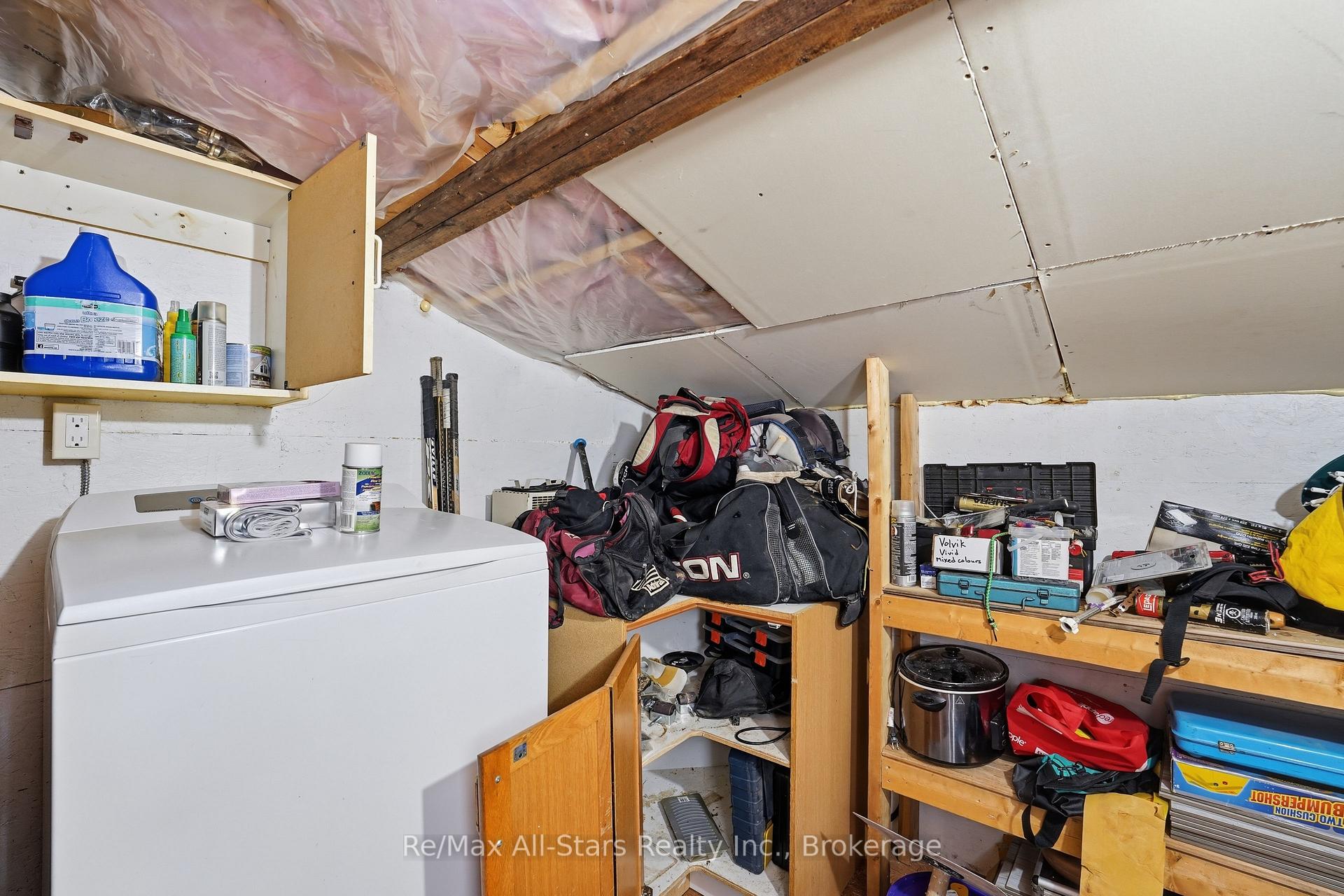 Photo 21 of 106 Bond Street E, Kawartha Lakes, Fenelon Falls — HOMEH