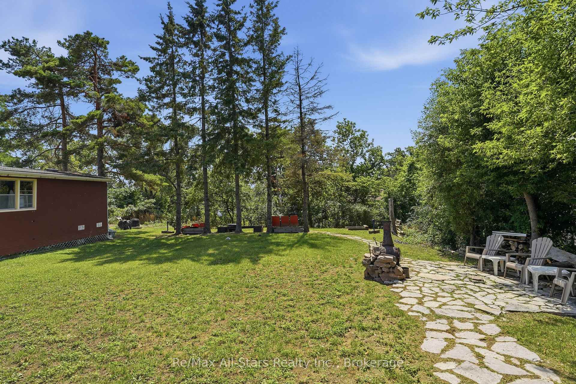 Photo 36 of 106 Bond Street E, Kawartha Lakes, Fenelon Falls — HOMEH