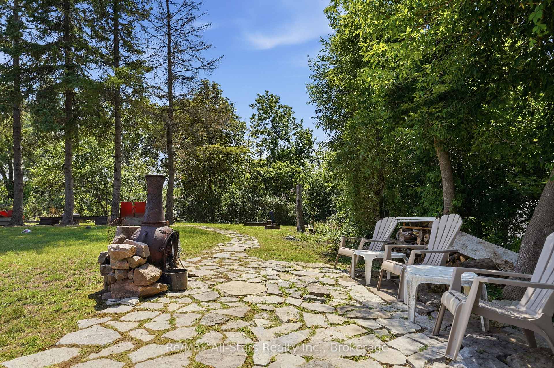 Photo 37 of 106 Bond Street E, Kawartha Lakes, Fenelon Falls — HOMEH
