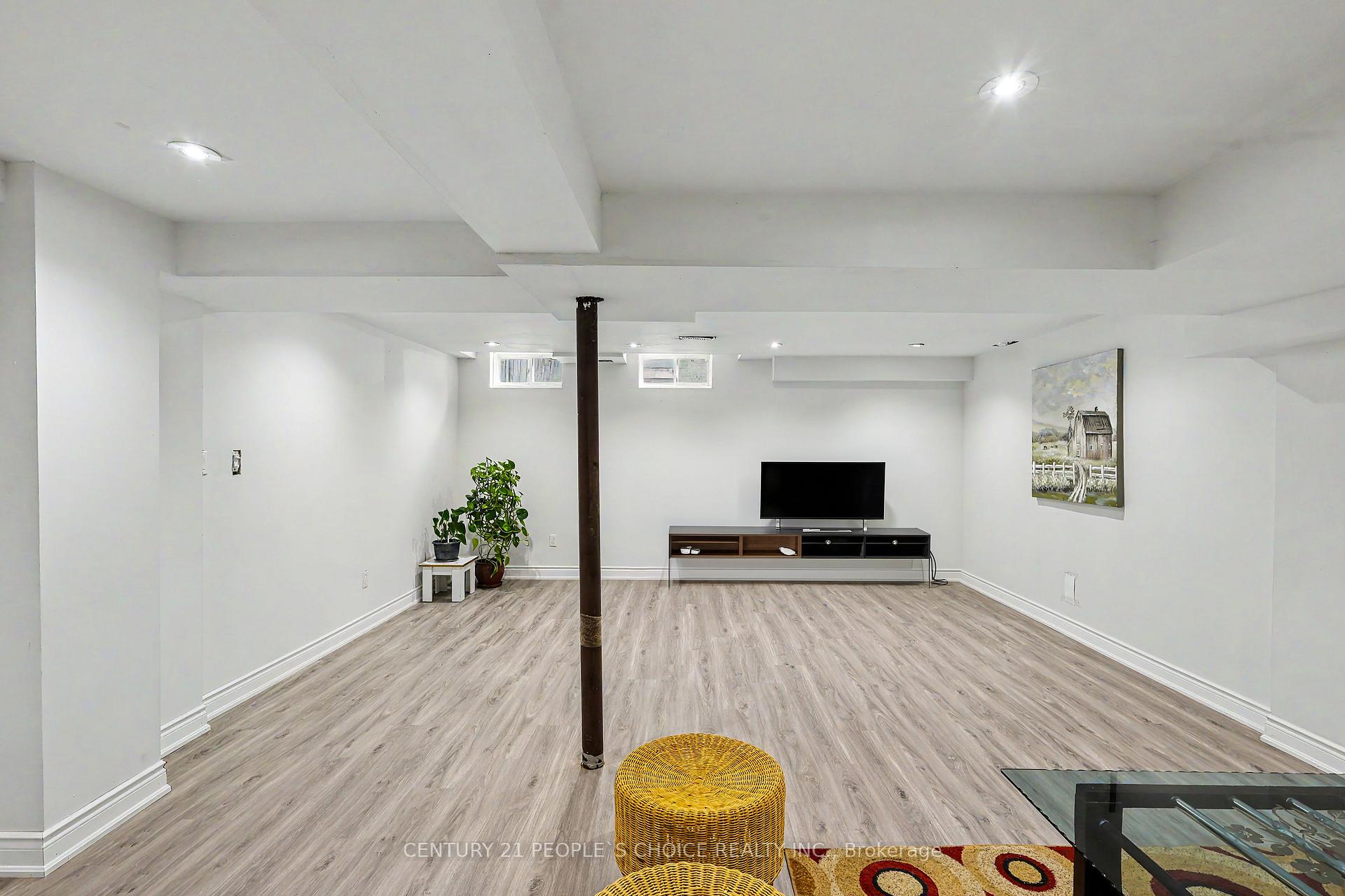 Photo 39 of 97 Zia Dodda Crescent, Brampton, Bram East — HOMEH