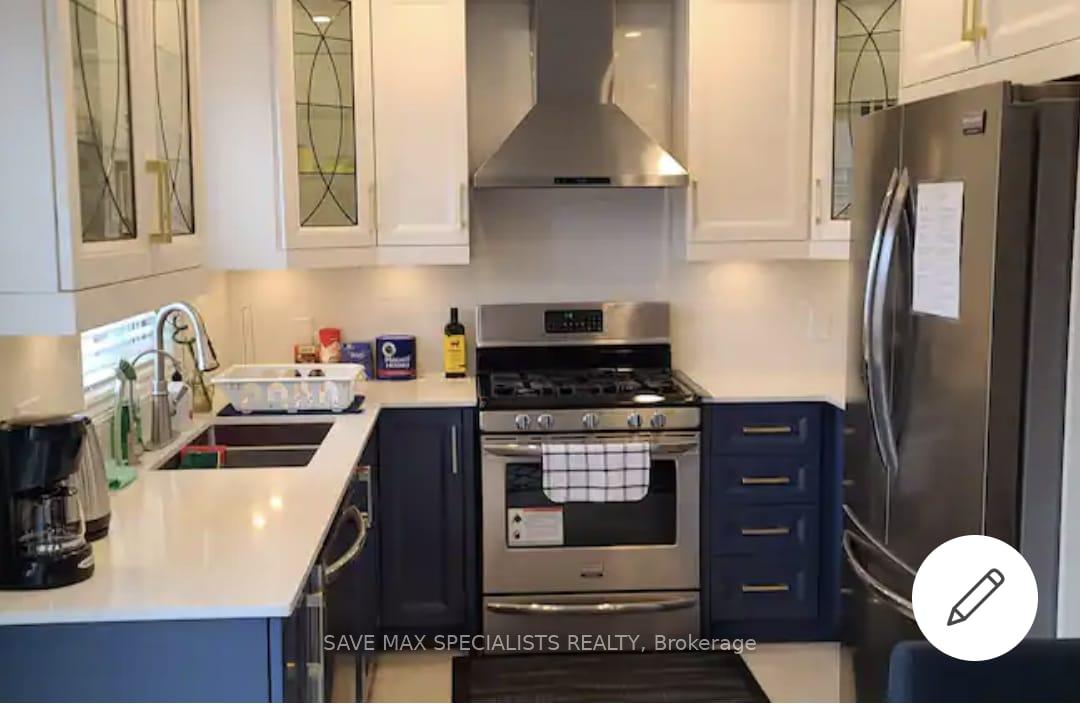 Photo 2 of 1393 Inuit Trail, Mississauga, Meadowvale Village — HOMEH