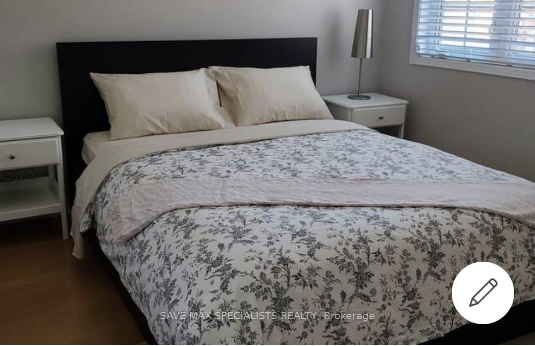 Photo 7 of 1393 Inuit Trail, Mississauga, Meadowvale Village — HOMEH