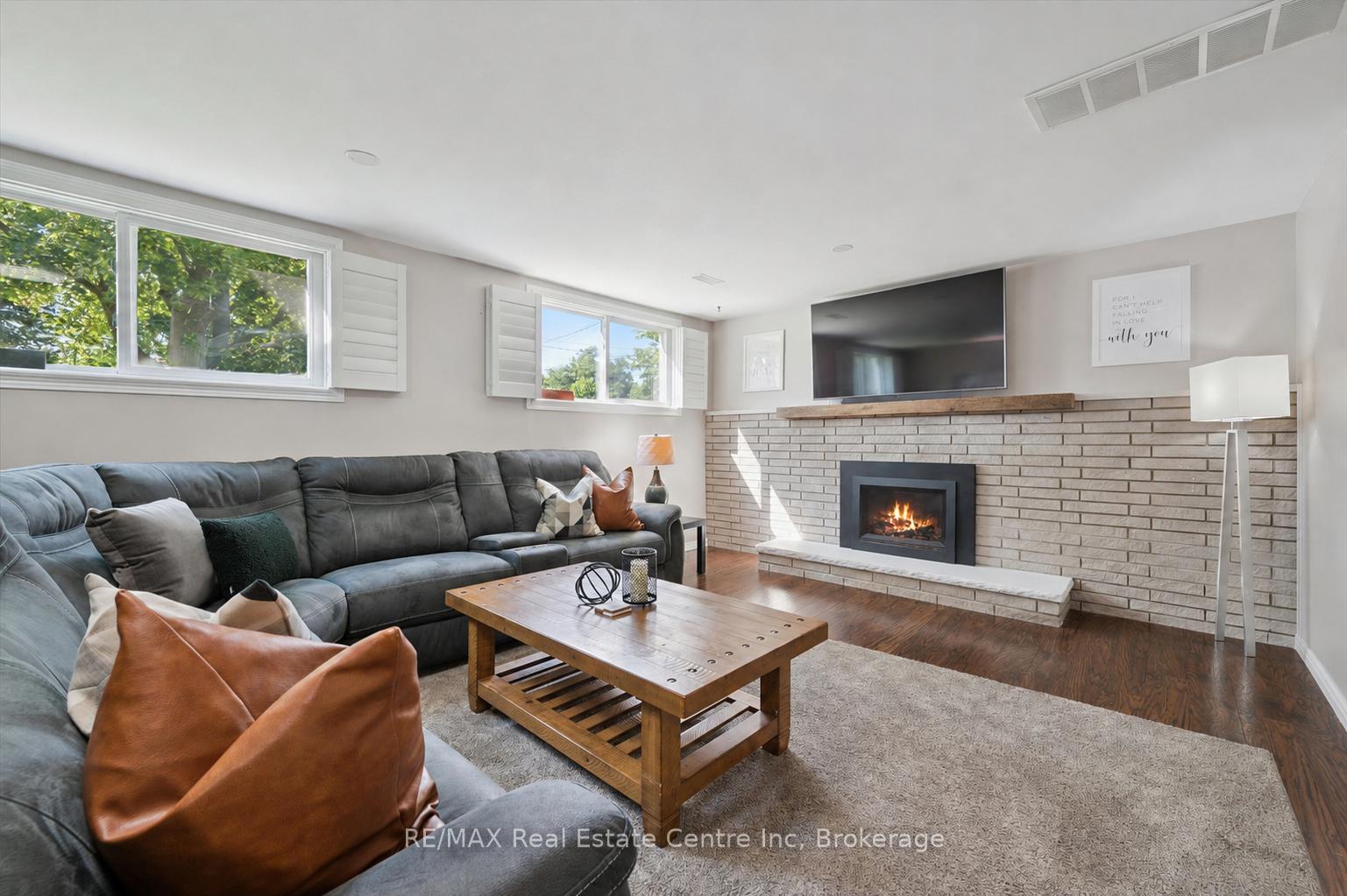 Photo 13 of 35 Golfview Road, Guelph, Victoria North — HOMEH