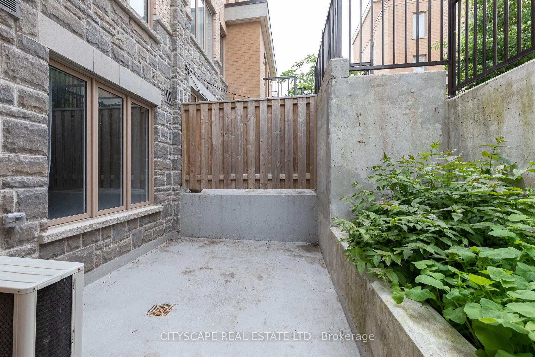 Photo 14 of Unit 115, 9 Foundry Avenue, Toronto, Dovercourt-Wallace Emerson-Junction — HOMEH