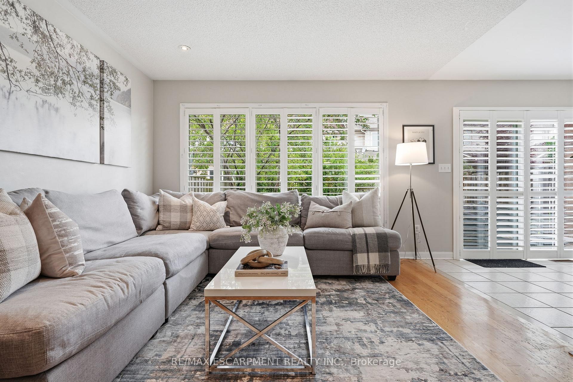 Photo 6 of 2463 Carberry Way, Oakville, Westmount — HOMEH