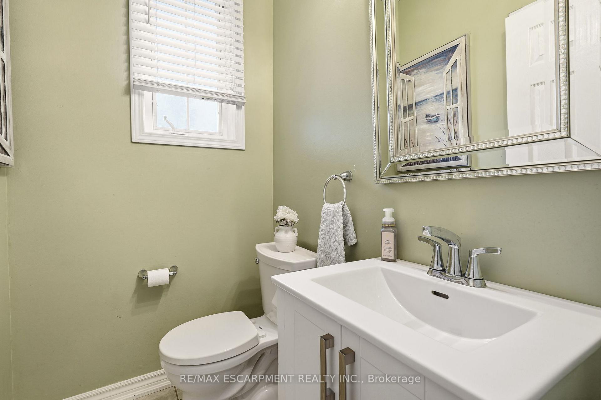 Photo 14 of 2463 Carberry Way, Oakville, Westmount — HOMEH