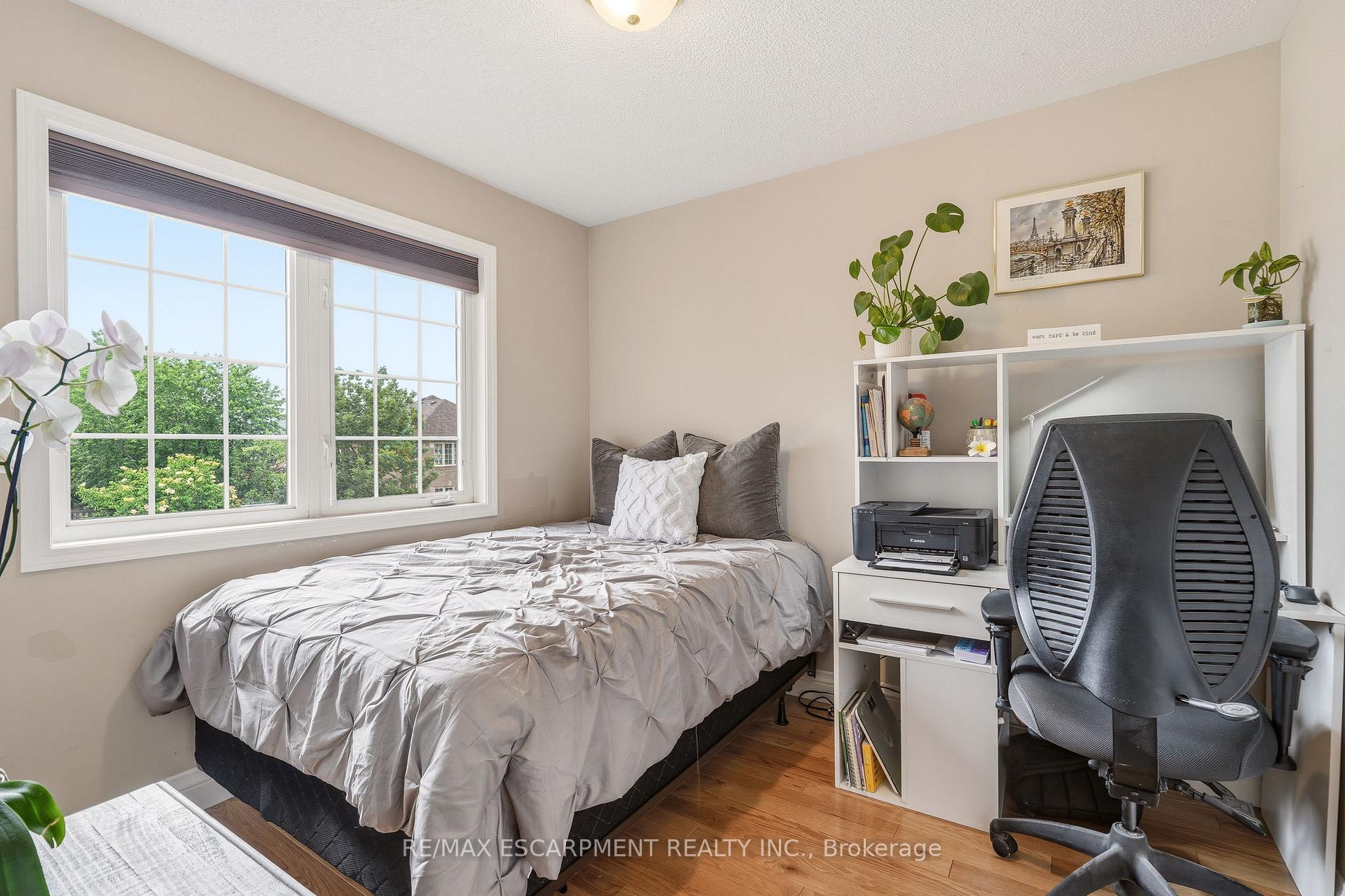 Photo 18 of 2463 Carberry Way, Oakville, Westmount — HOMEH