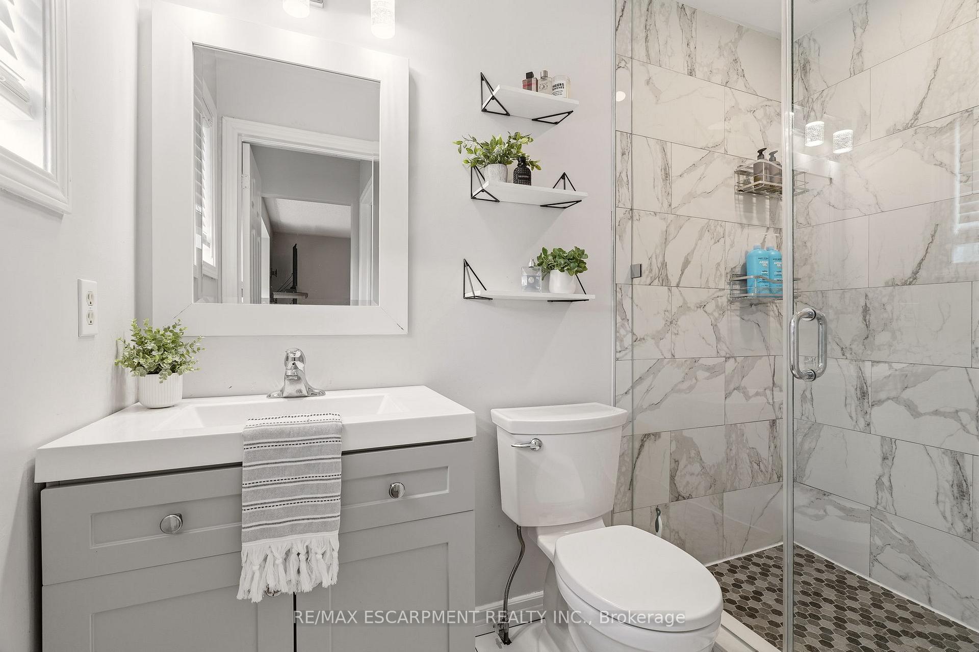 Photo 23 of 2463 Carberry Way, Oakville, Westmount — HOMEH