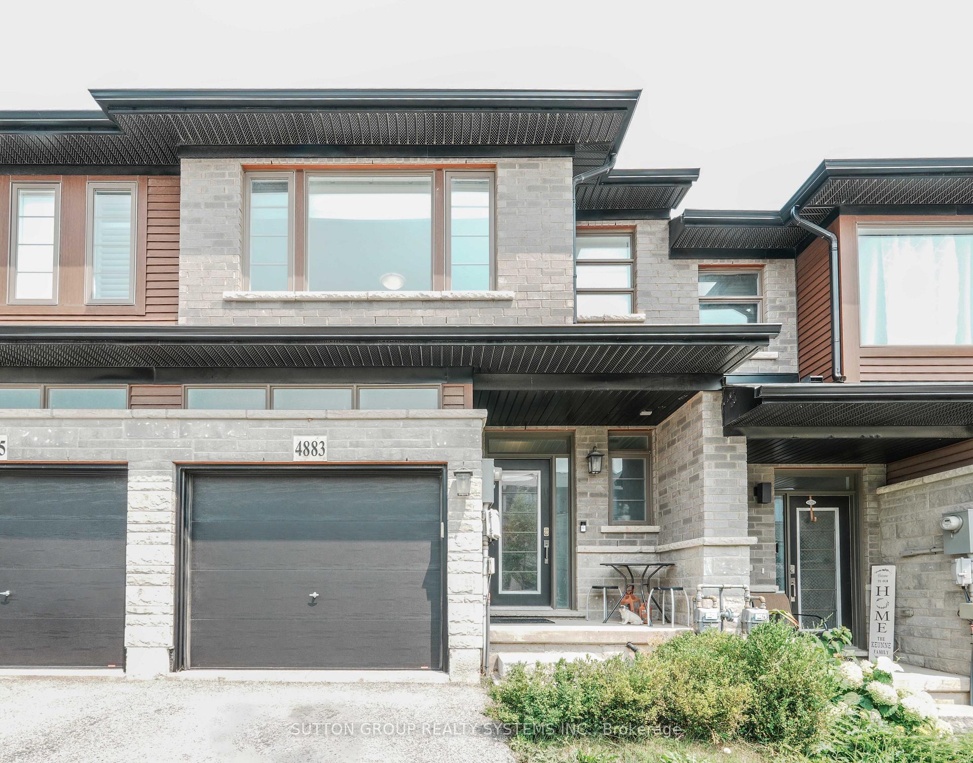 Photo 2 of 4883 Connor Drive, Lincoln, Beamsville — HOMEH