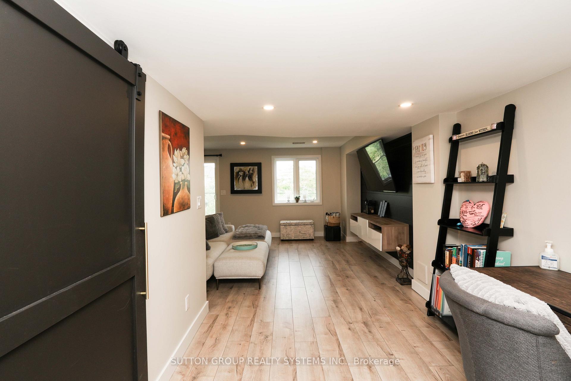 Photo 25 of 4883 Connor Drive, Lincoln, Beamsville — HOMEH