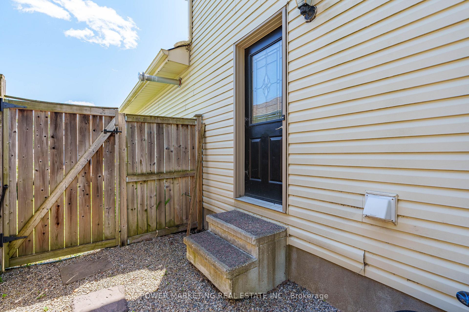 Photo 24 of 770 Beauregard Crescent, Ottawa, Fallingbrook/Ridgemount — HOMEH