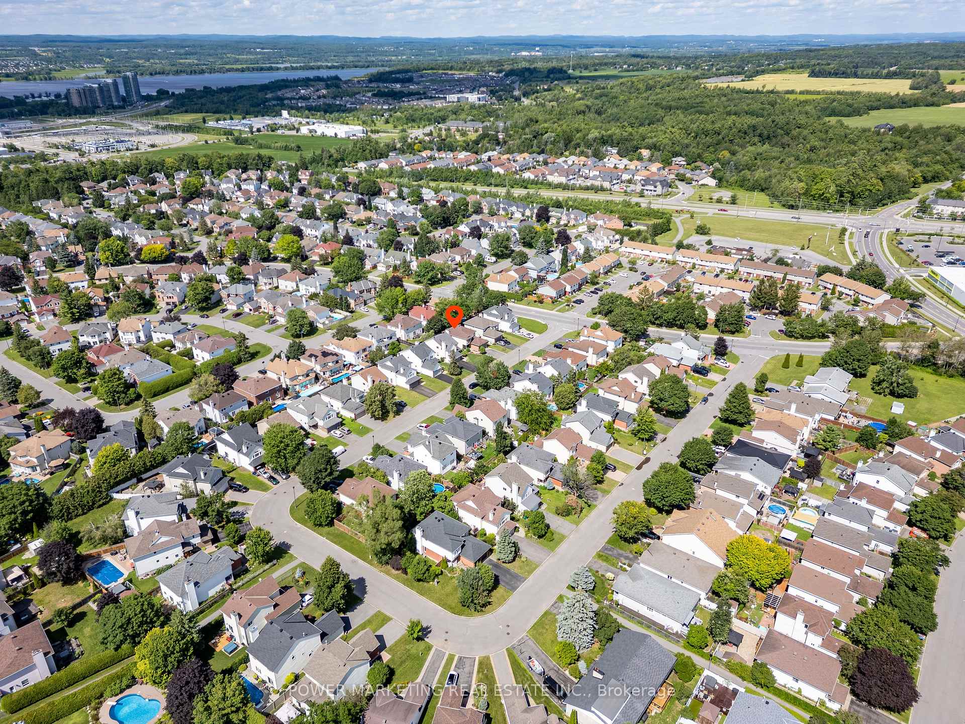 Photo 30 of 770 Beauregard Crescent, Ottawa, Fallingbrook/Ridgemount — HOMEH
