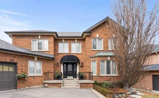Front of Unit Basement, 46 Chatsworth Court