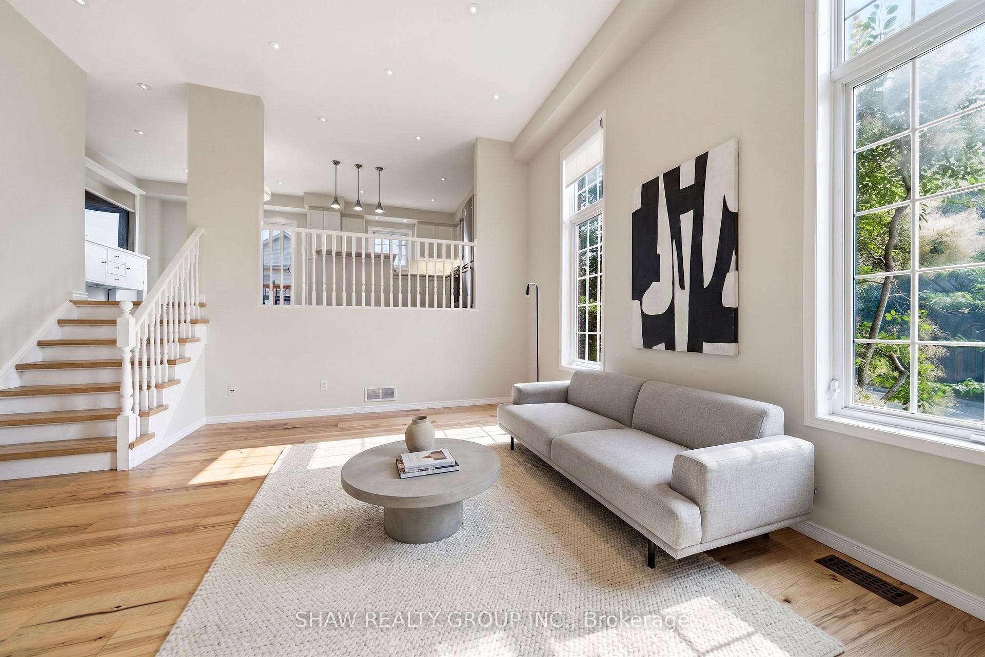 Photo 4 of 610 Violet Street, Waterloo, Columbia Forest/Clair Hills — HOMEH