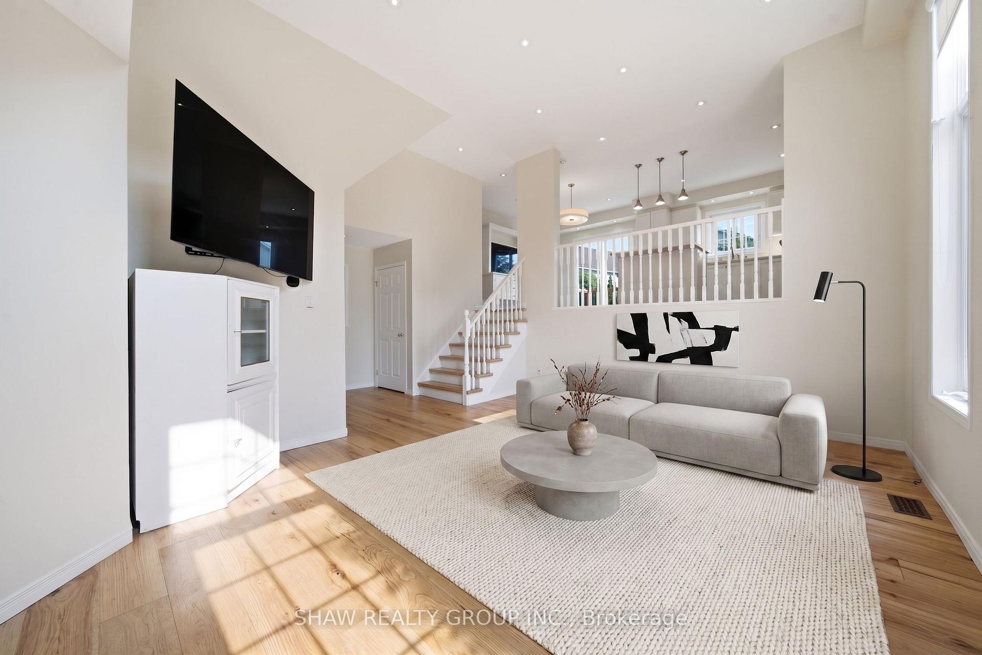 Photo 7 of 610 Violet Street, Waterloo, Columbia Forest/Clair Hills — HOMEH