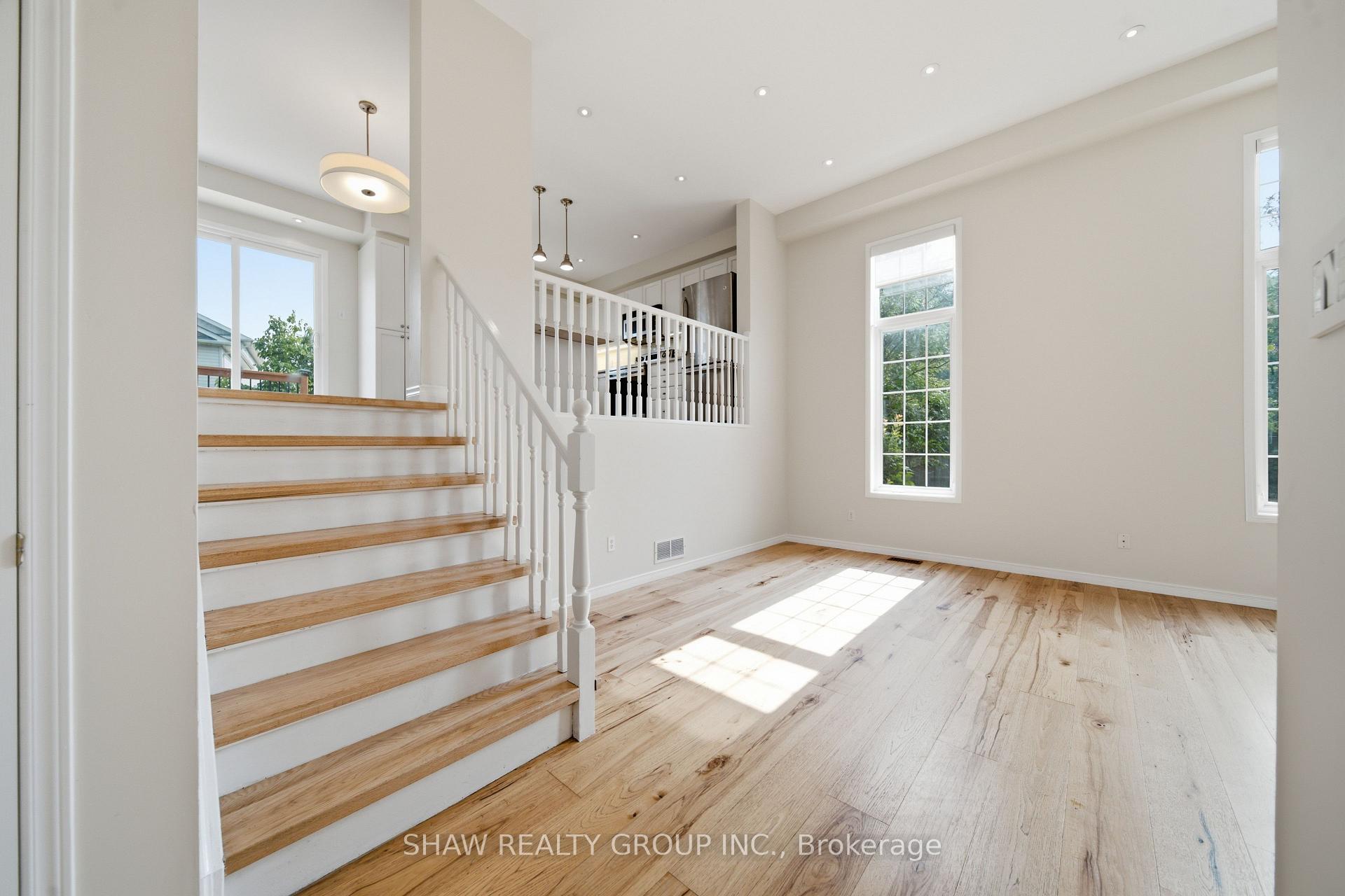 Photo 13 of 610 Violet Street, Waterloo, Columbia Forest/Clair Hills — HOMEH