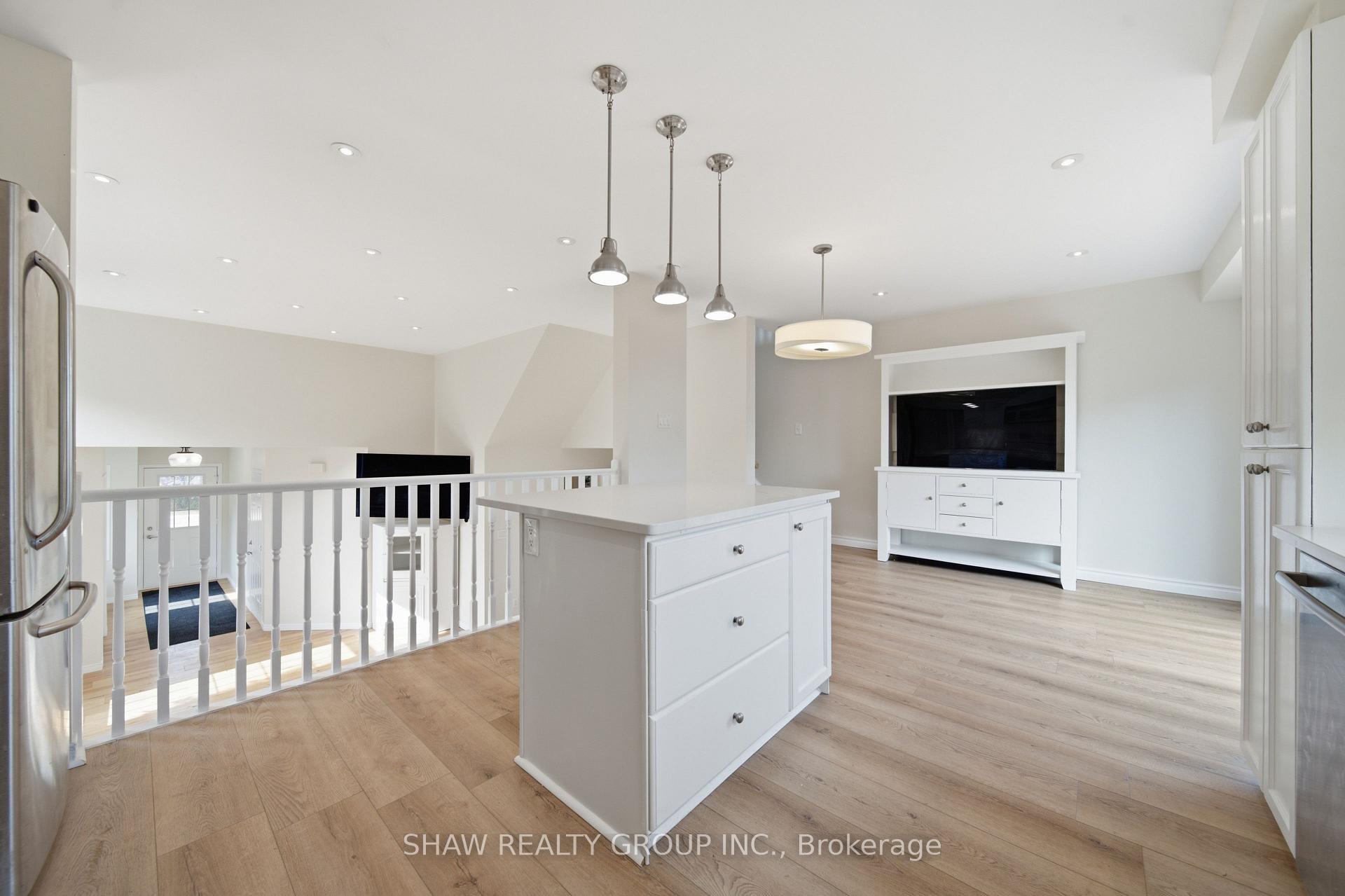Photo 17 of 610 Violet Street, Waterloo, Columbia Forest/Clair Hills — HOMEH