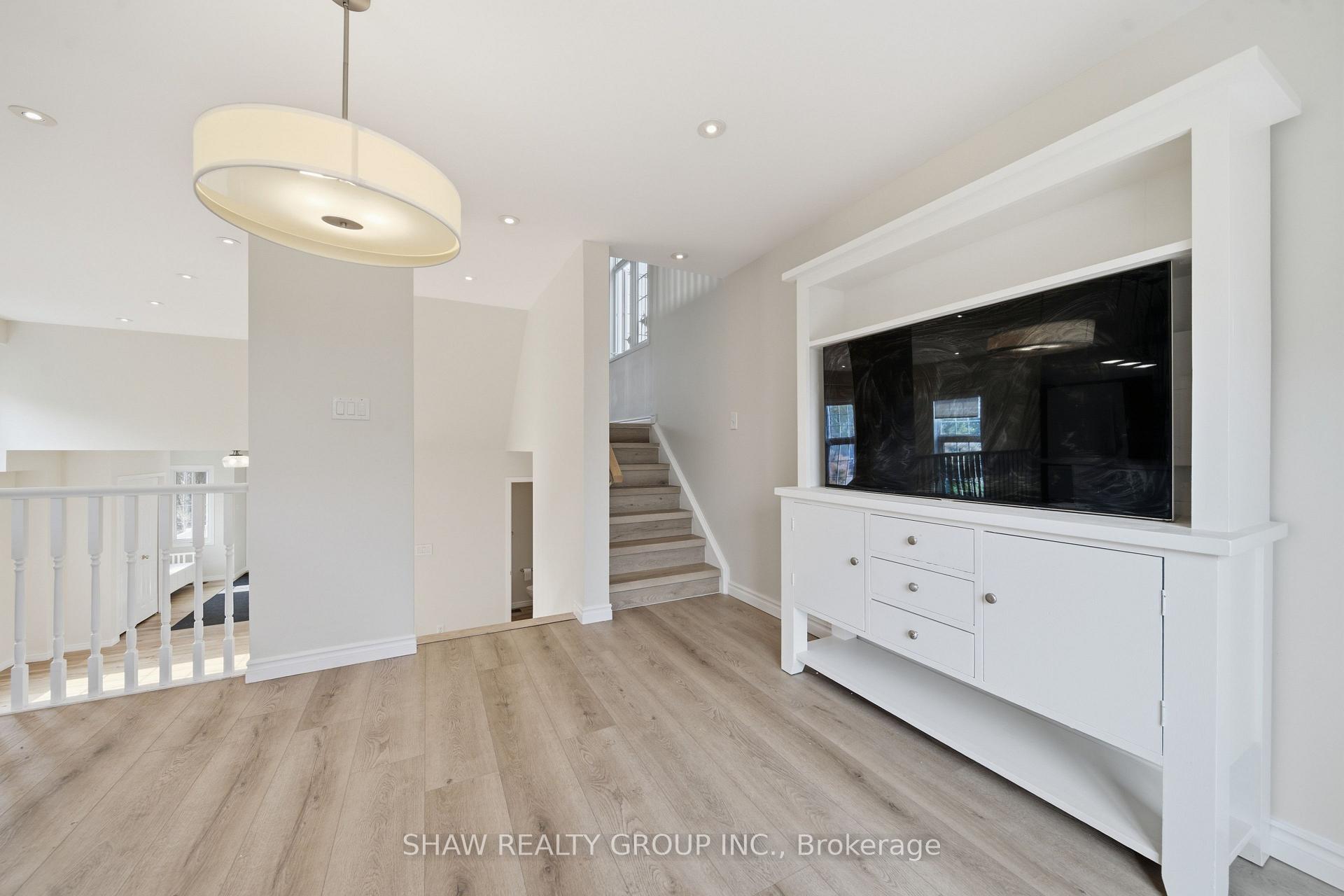 Photo 20 of 610 Violet Street, Waterloo, Columbia Forest/Clair Hills — HOMEH