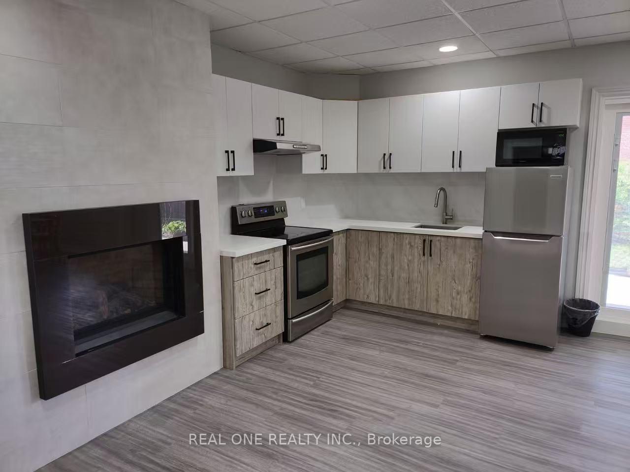 Photo 6 of 70 Closs Square, Aurora, Aurora Village — HOMEH