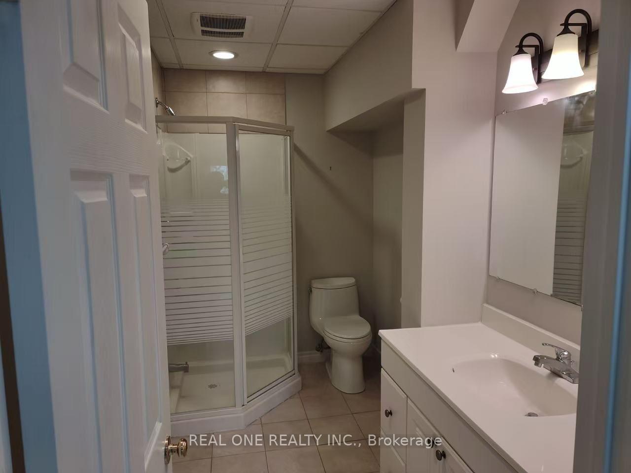 Photo 13 of 70 Closs Square, Aurora, Aurora Village — HOMEH