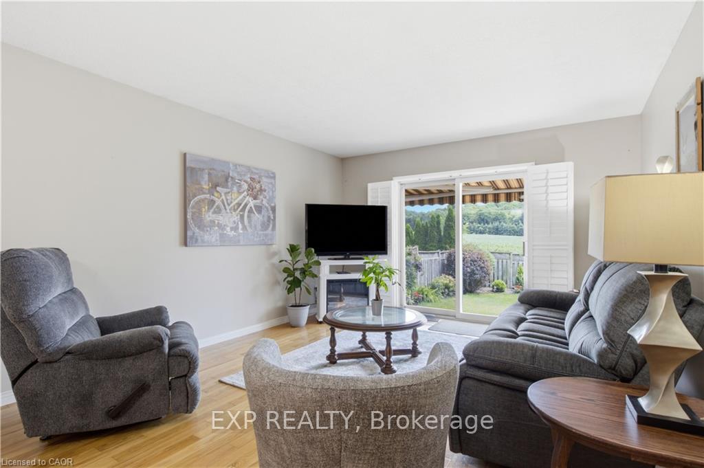 Photo 13 of 138 Stiefelmeyer Crescent, Wilmot, Baden — HOMEH