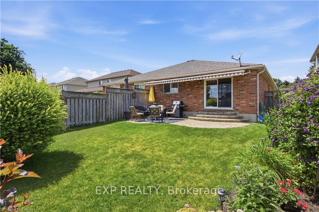 Photo 35 of 138 Stiefelmeyer Crescent, Wilmot, Baden — HOMEH