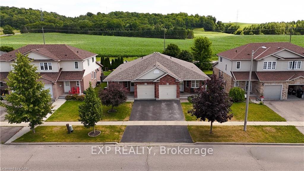 Photo 36 of 138 Stiefelmeyer Crescent, Wilmot, Baden — HOMEH